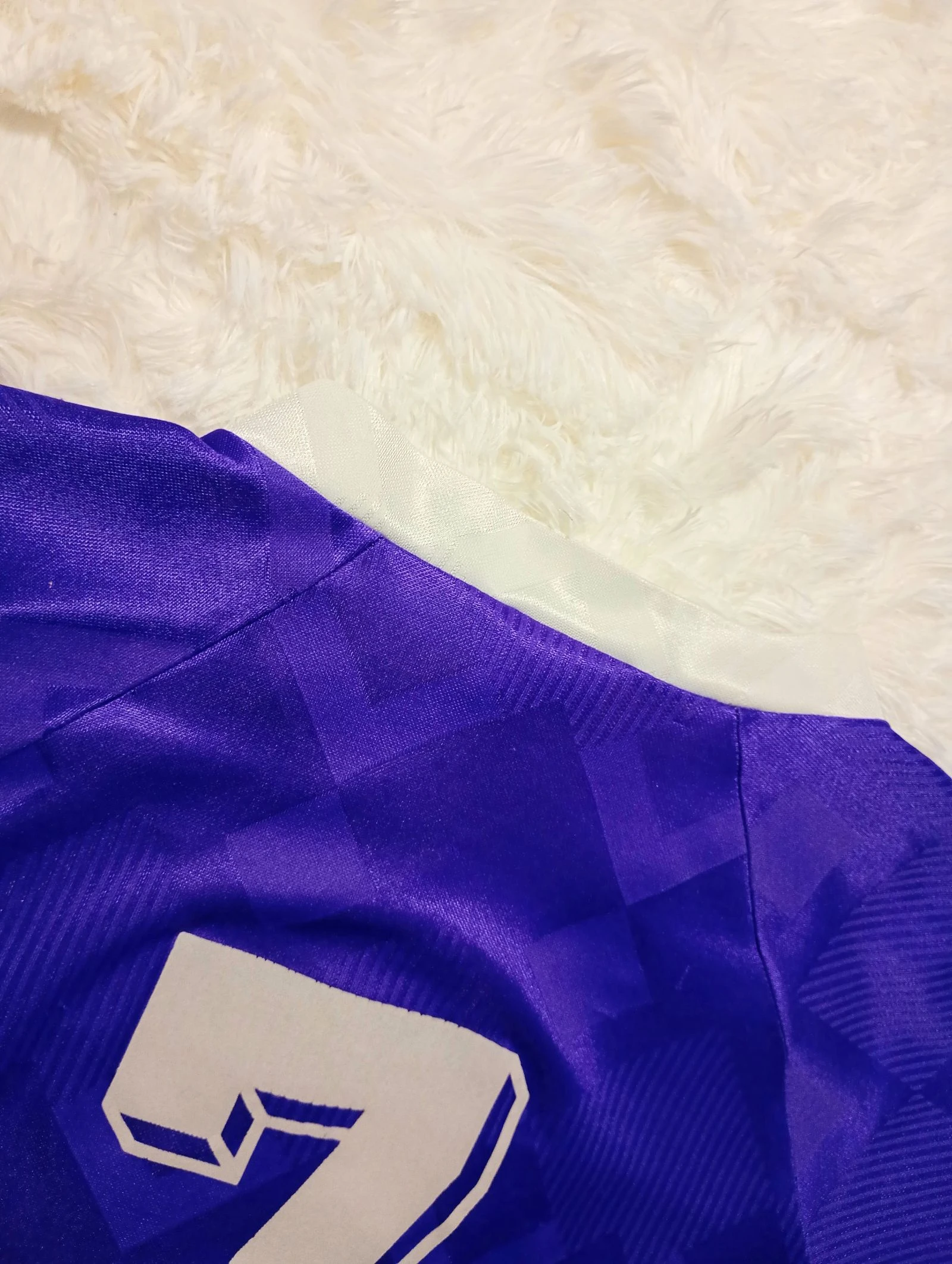 Camisa de futebol vintage anos 90 da Puma roxa branca gola V tamanho P – photo 8
